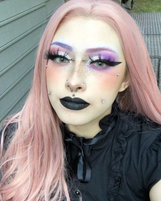 Steps to Nail the Pastel Goth Look: The Pastel Goth Guide 97 Pastel Goth