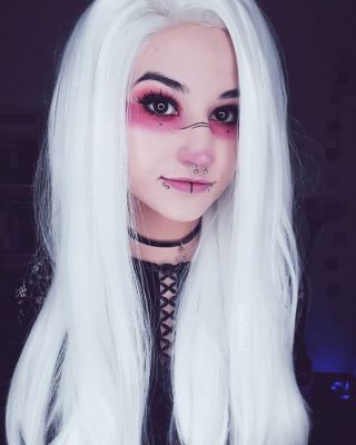 Steps to Nail the Pastel Goth Look: The Pastel Goth Guide 91 Pastel Goth