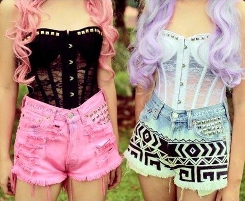 Steps to Nail the Pastel Goth Look: The Pastel Goth Guide 67 Pastel Goth