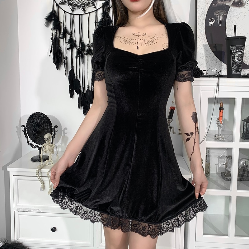 Vintage Aesthetic Elegant Gothic Dress 15